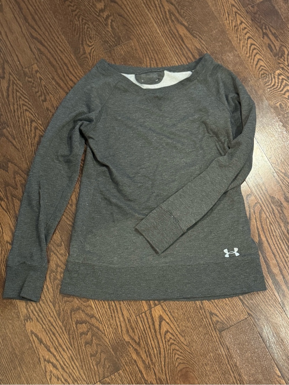Under Armour Women’s Gray Crewneck Sweatshirt Pullover Size Small